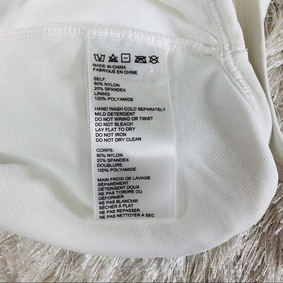 Urban Outfitters American Flag Heart 1 pc Sz Small NWOT - Picture 5 of 5